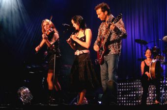 The Corrs - Portugal 2004